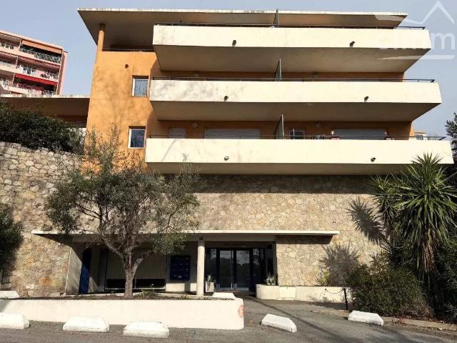 Appartement 4 pièces 80 m²
