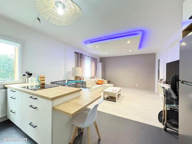 Appartement 4 pièces 80 m²