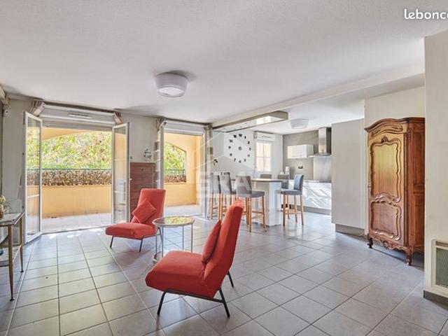 Appartement 4 pièces 80 m²