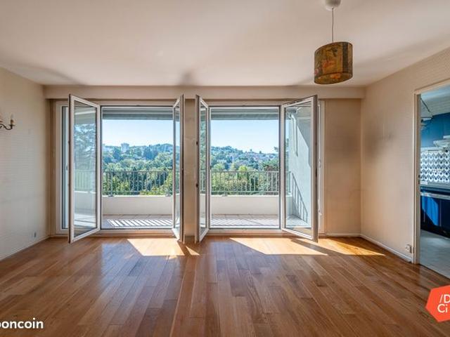 Appartement 4 pièces 80 m²
