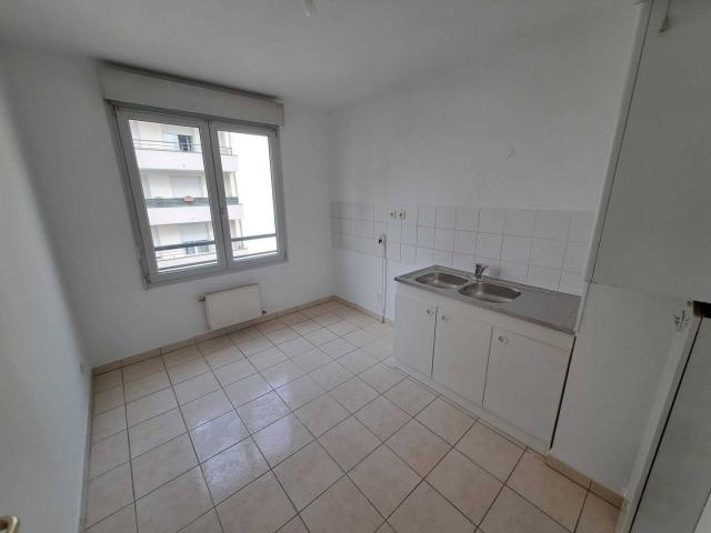 Appartement / 4 pièces / 81.27 m2
