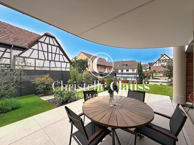 Appartement 4 pièces 81 m2 avec jardin exceptionnel et piscine privative