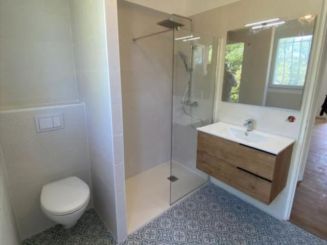 Appartement 4 pièces, 81 m² à louer à Vinon sur Verdon 83560
