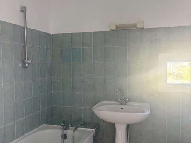 Appartement 4 pièces, 81 m² à louer à La Châtre 36400