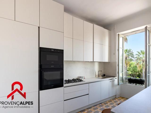 Appartement 4 pièces 81 m²