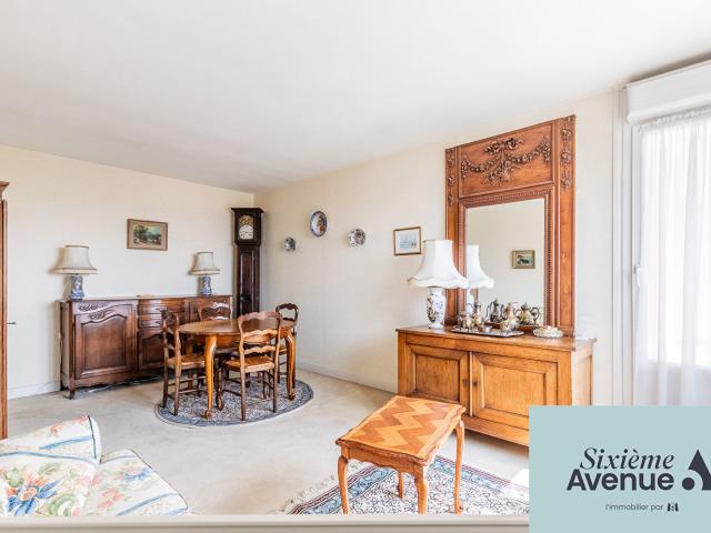 Appartement 4 pièces 81 m²