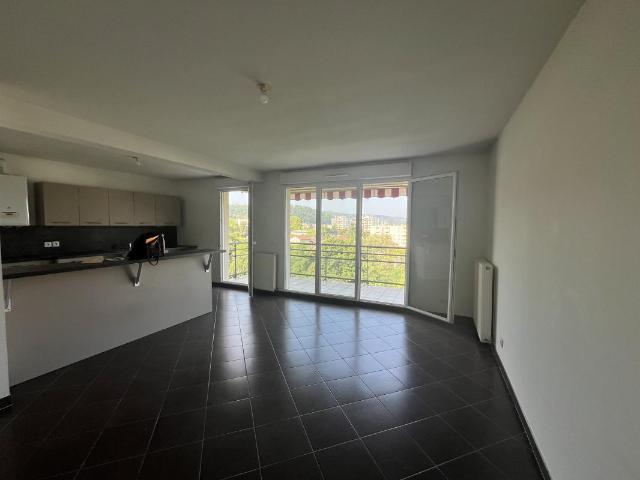 Appartement 4 pièces 81 m²
