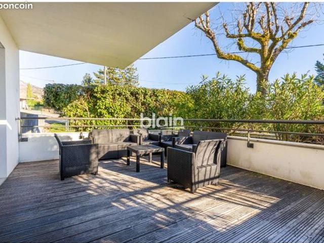 Appartement 4 pièces 81 m²