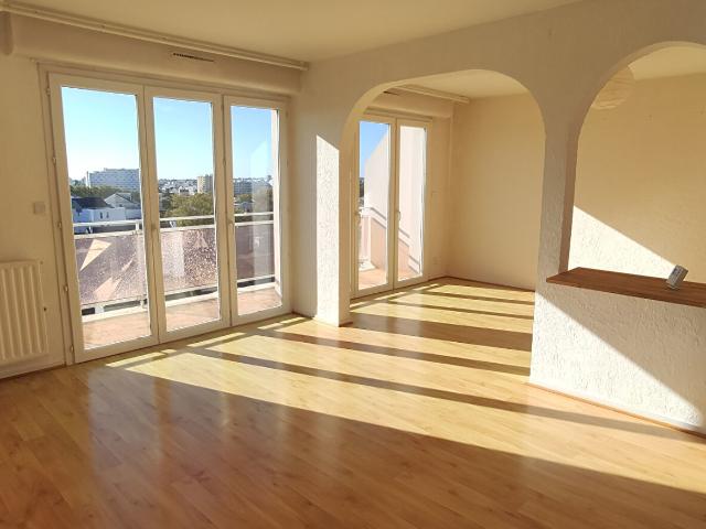 Appartement 4 pièces 81 m²