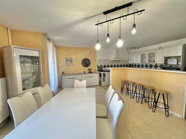 Appartement 4 pièces 81 m²