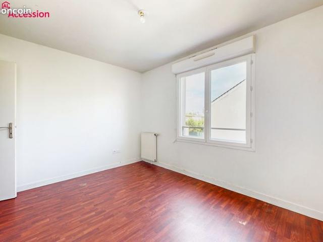 APPARTEMENT 4 pièces 81 m²