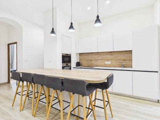 Appartement 4 pièces 81 m²