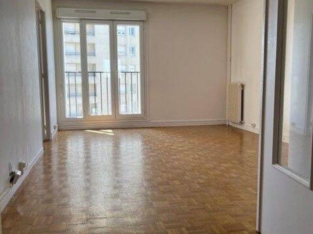 Appartement / 4 pièces / 82.00 m2