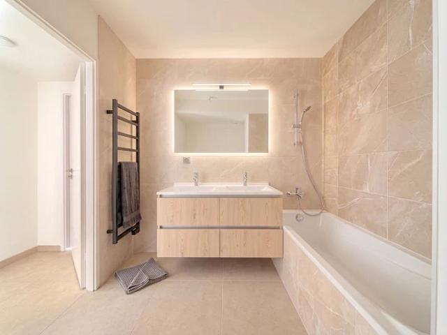 Appartement 4 pièces 82 m2