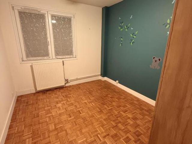 Appartement 4 pièces, 82 m² à louer à Lyon 8 69008