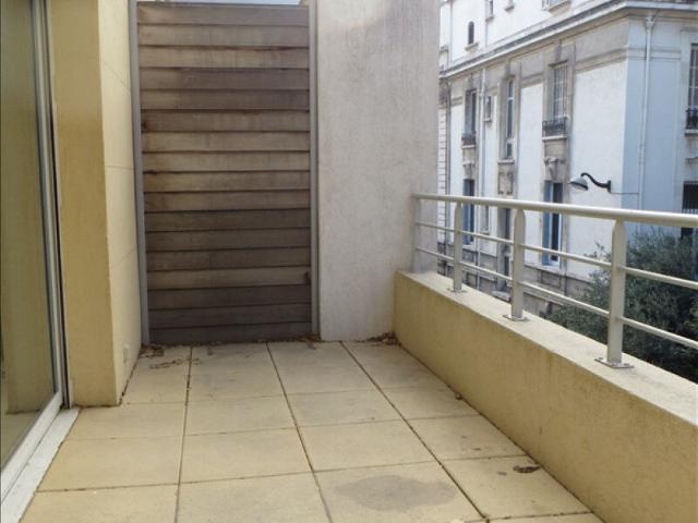 Appartement 4 pièces, 82 m² à louer à Marseille 8 13008