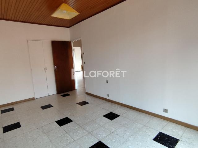 Appartement 4 pièces, 82 m² à louer à Perpignan 66000