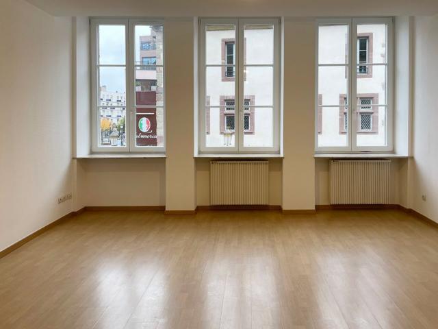 Appartement 4 pièces, 82 m² à louer à Saint Avold 57500