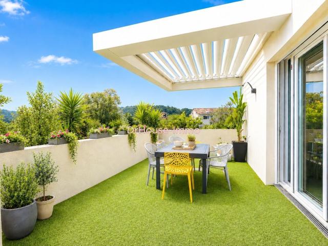 Appartement 4 pièces 82 m²