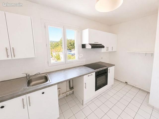Appartement 4 pièces 82 m²