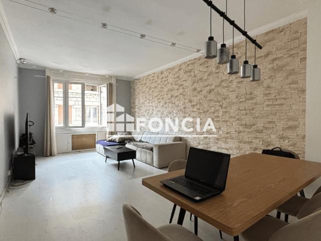 Appartement 4 pièces 82 m²
