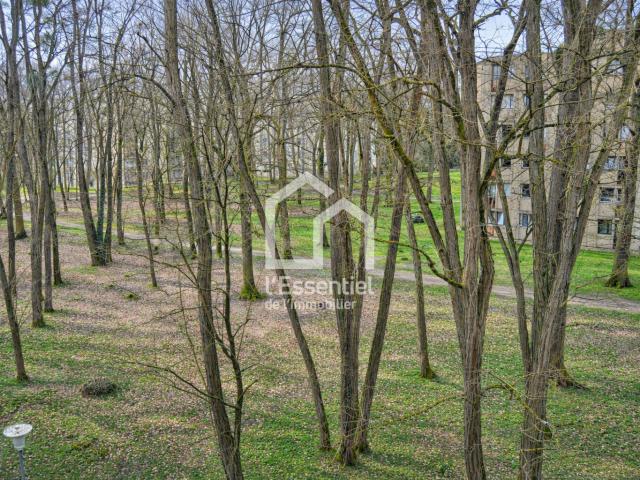 Appartement 4 pièces 82 m²