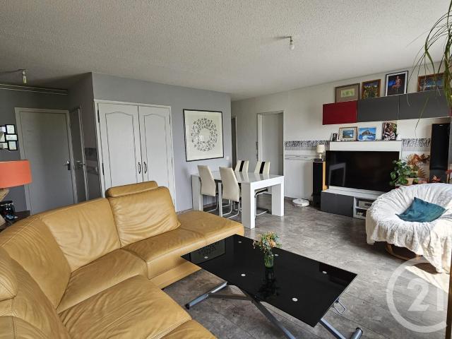 Appartement 4 pièces 82 m²