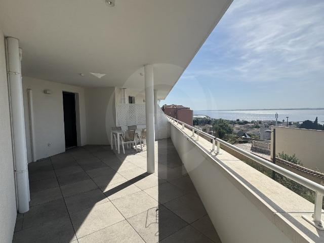 Appartement 4 pièces 82 m²