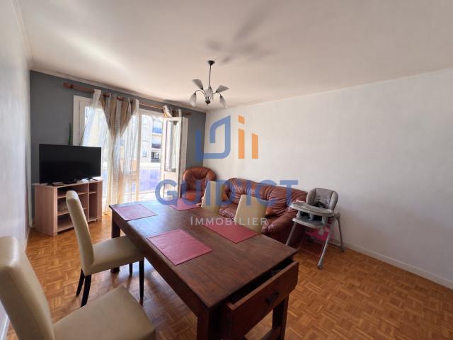 Appartement 4 pièces 82 m²