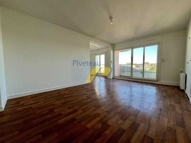 Appartement 4 pièces 82 m²