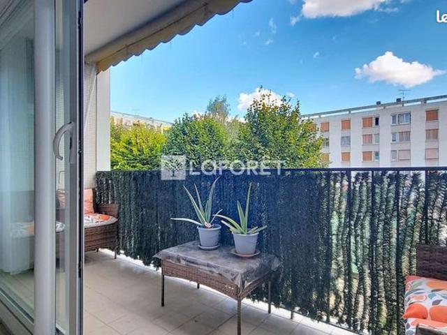 Appartement 4 pièces 82 m²