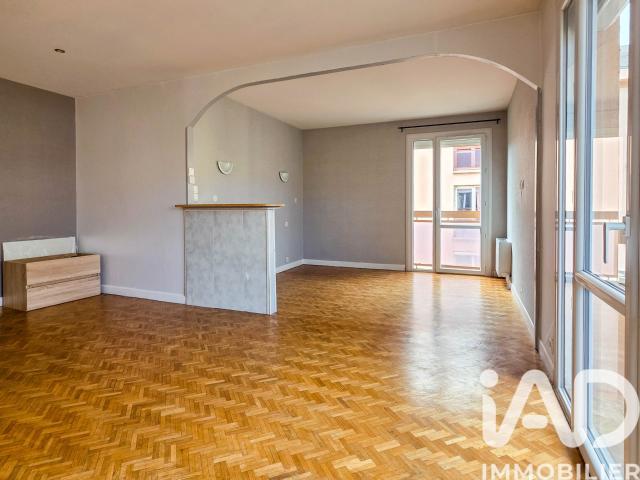 Appartement 4 pièces 82 m²