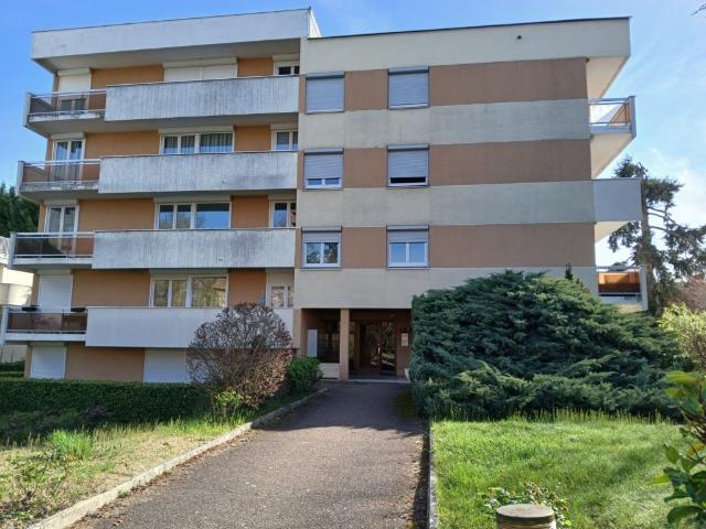 Appartement 4 pièces 82 m²