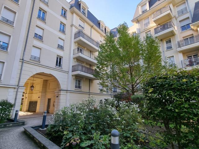 Appartement 4 pièces 82 m²