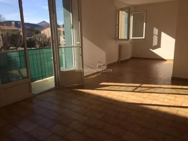 Appartement 4 pièces 82 m²