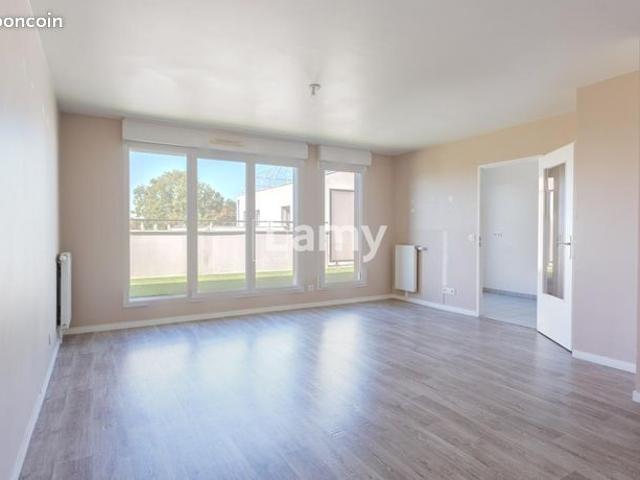 Appartement 4 pièces 82 m²
