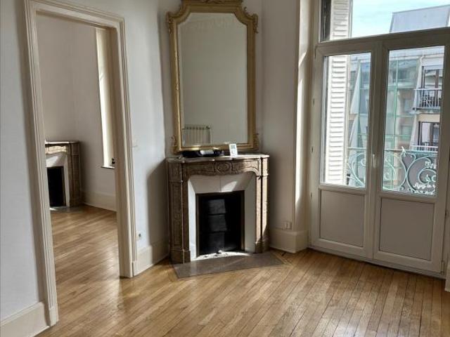 Appartement 4 pièces 82 m²