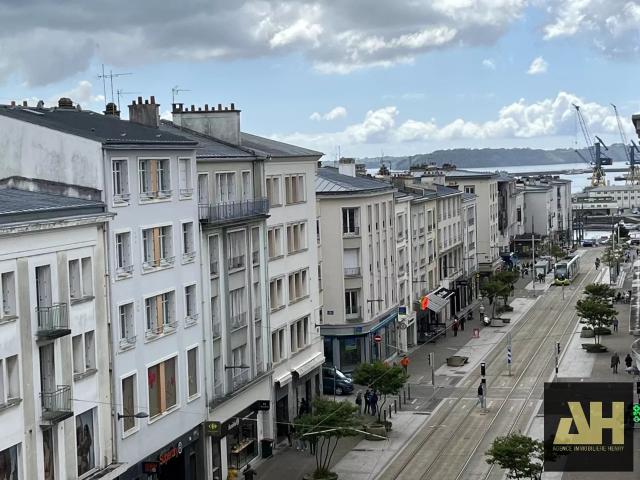 Appartement 4 pièces 82 m²