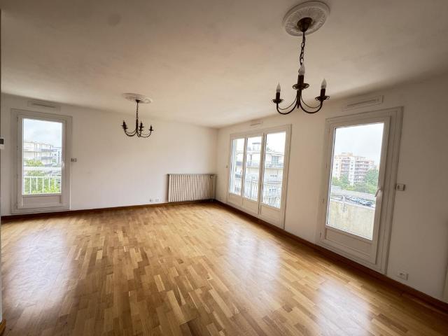 Appartement 4 pièces 82 m²