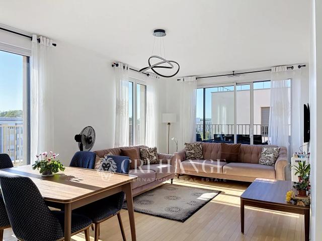 Appartement meublé 4 pièces 82 m²