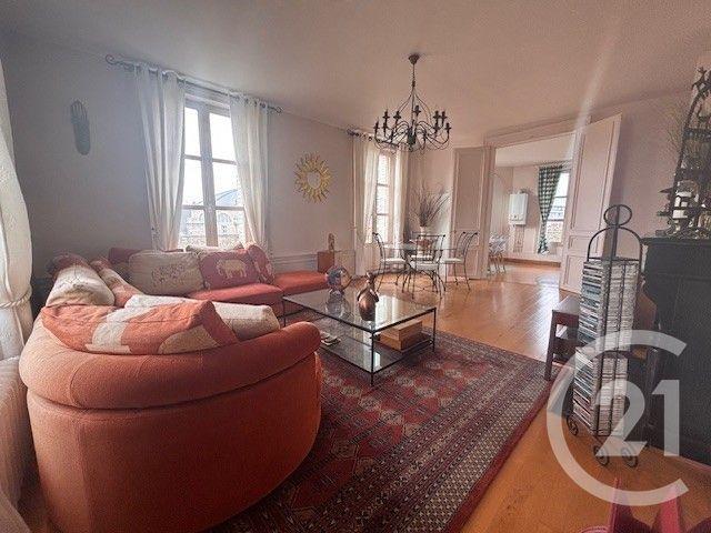 Appartement 4 pièces 82 m²