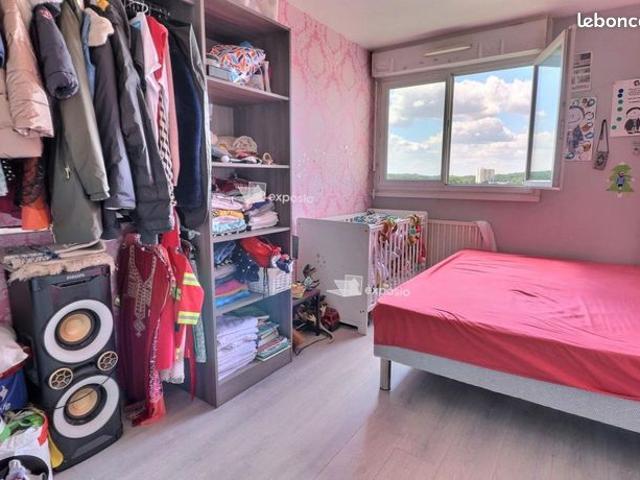 Appartement 4 pièces 82 m²