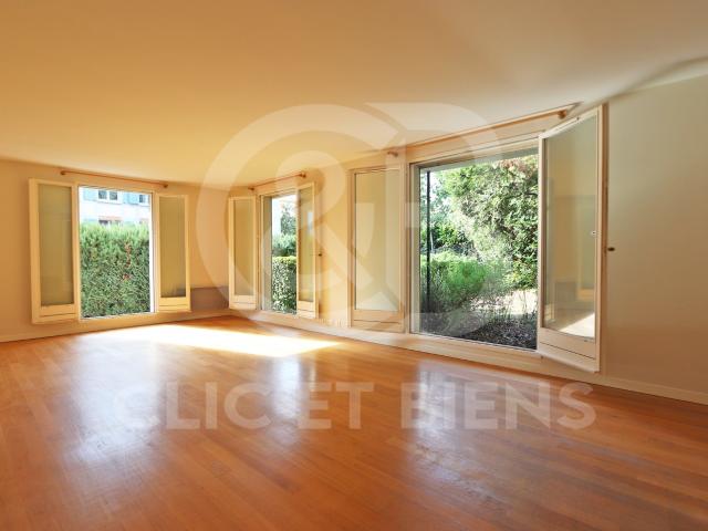 Appartement 4 pièces 82 m²