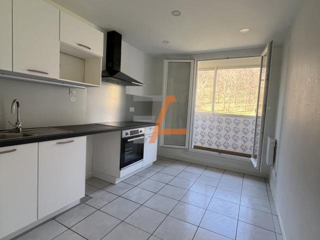 Appartement 4 pièces 82 m²