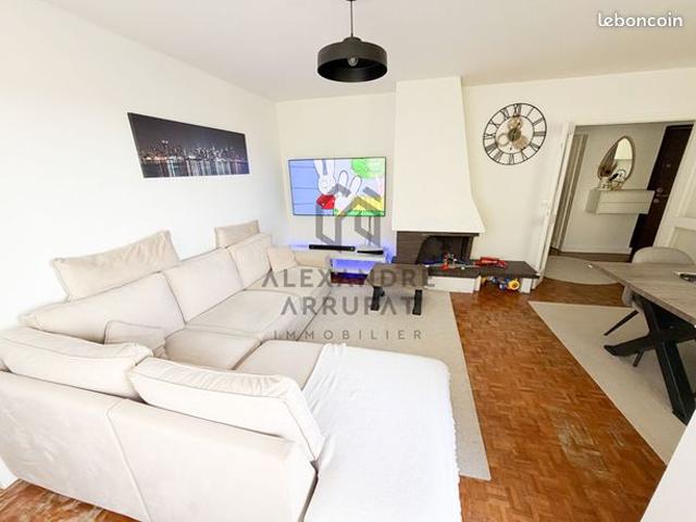 Appartement 4 pièces 82 m²