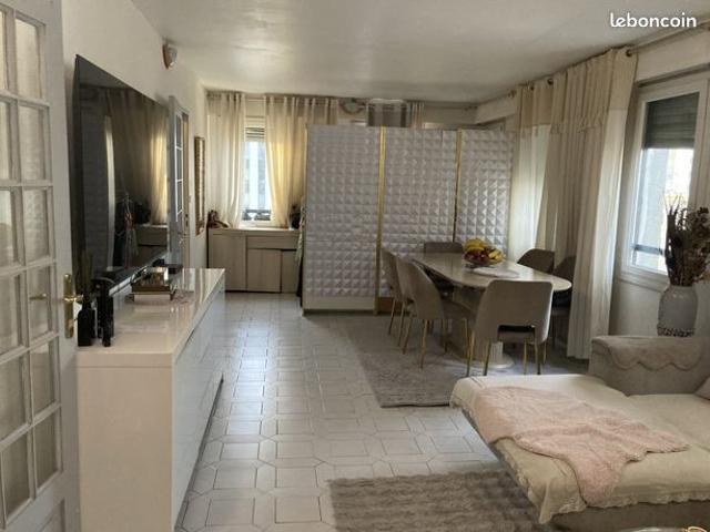 Appartement 4 pièces 82 m²