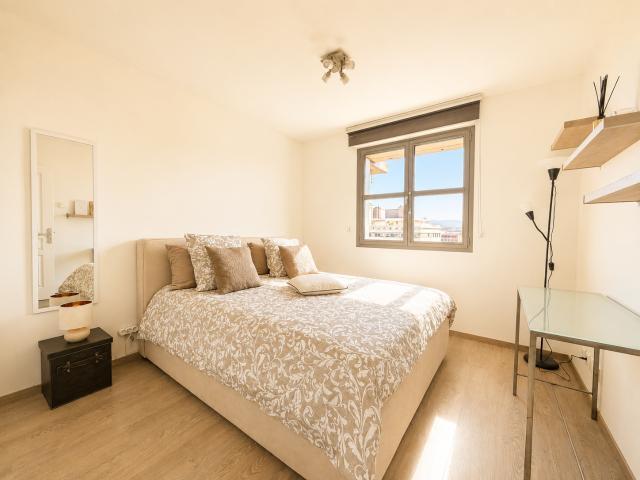 Appartement 4 pièces, 87 m² à louer à Marseille 8 13008