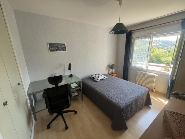 Appartement 4 pièces, 87 m² à louer à Rodez 12000