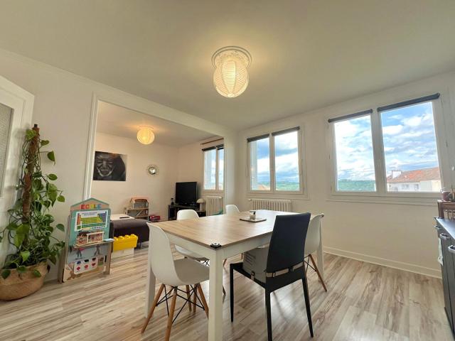 Appartement 4 pièces 87 m²