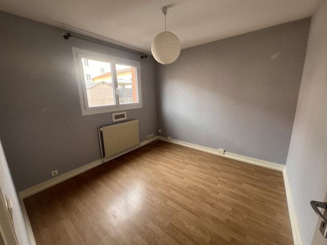 Appartement 4 pièces, 84 m² à louer à Tarare 69170